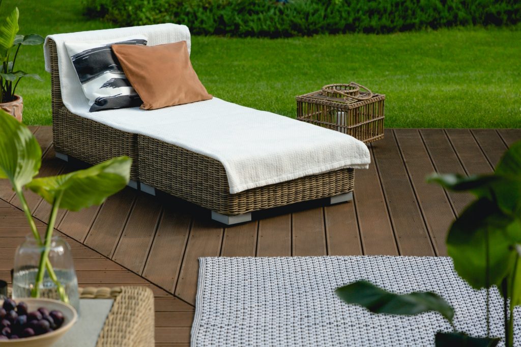 The Benefits of Adding a Deck to Your Home